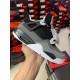 Air Jordan Retro 4